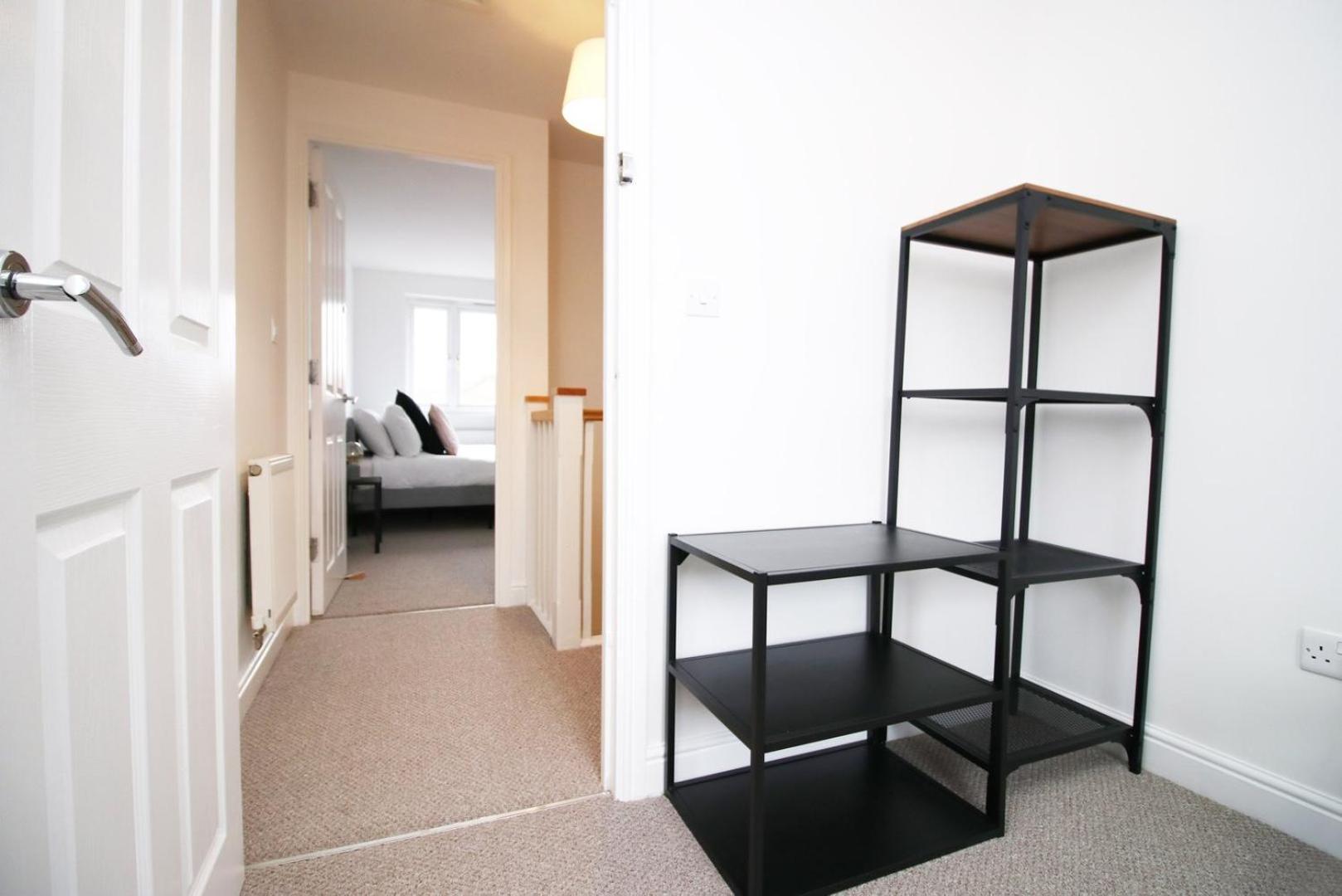 Spacious 5 Bedroom | With Fenced Backyard Newport (Gwent) Exterior foto