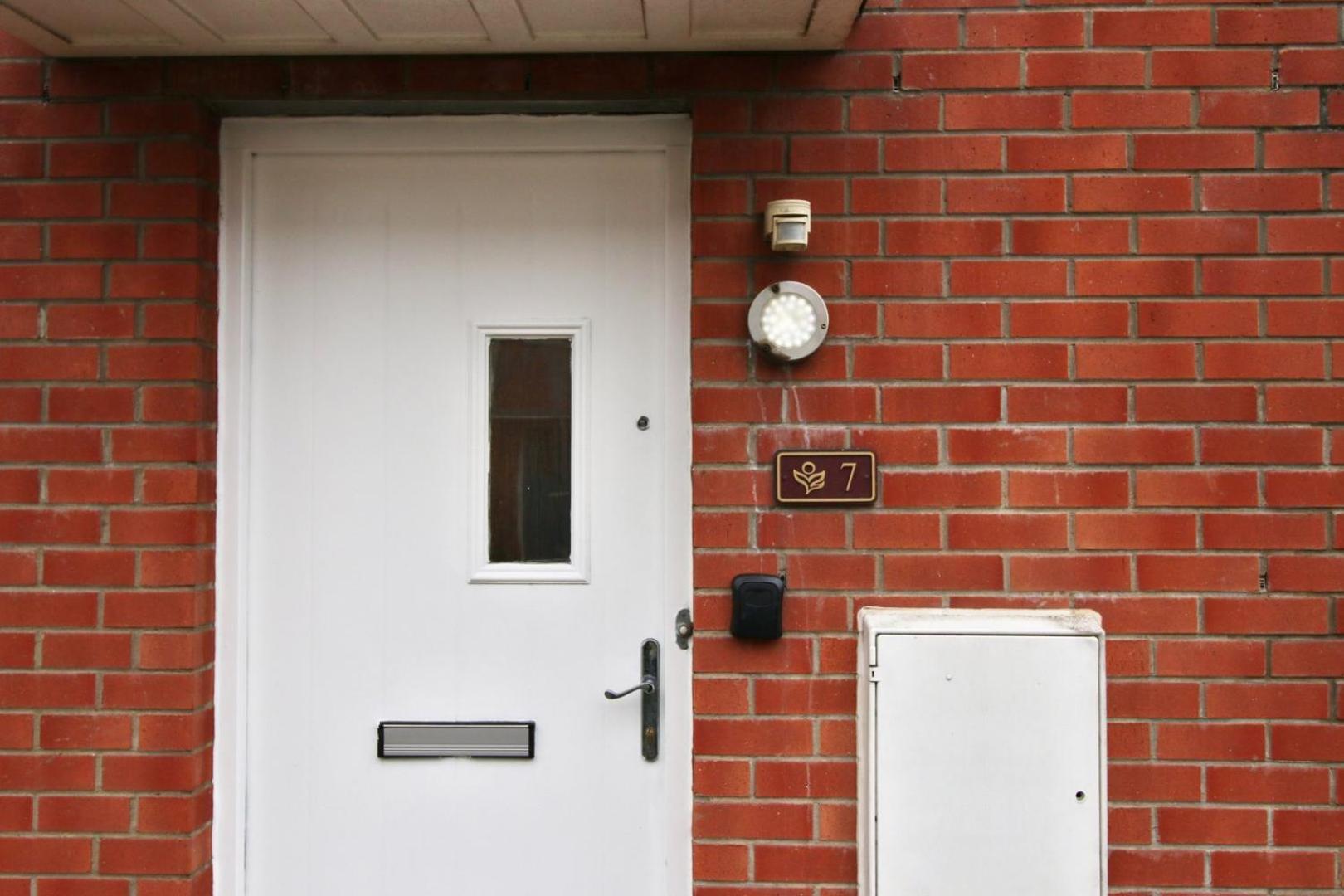 Spacious 5 Bedroom | With Fenced Backyard Newport (Gwent) Exterior foto